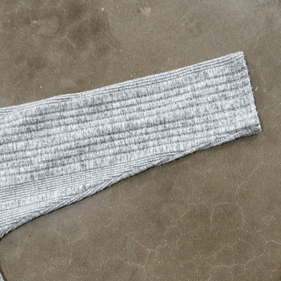 Lightweight Cardigan Long Sleeve - Picture 3 of 5